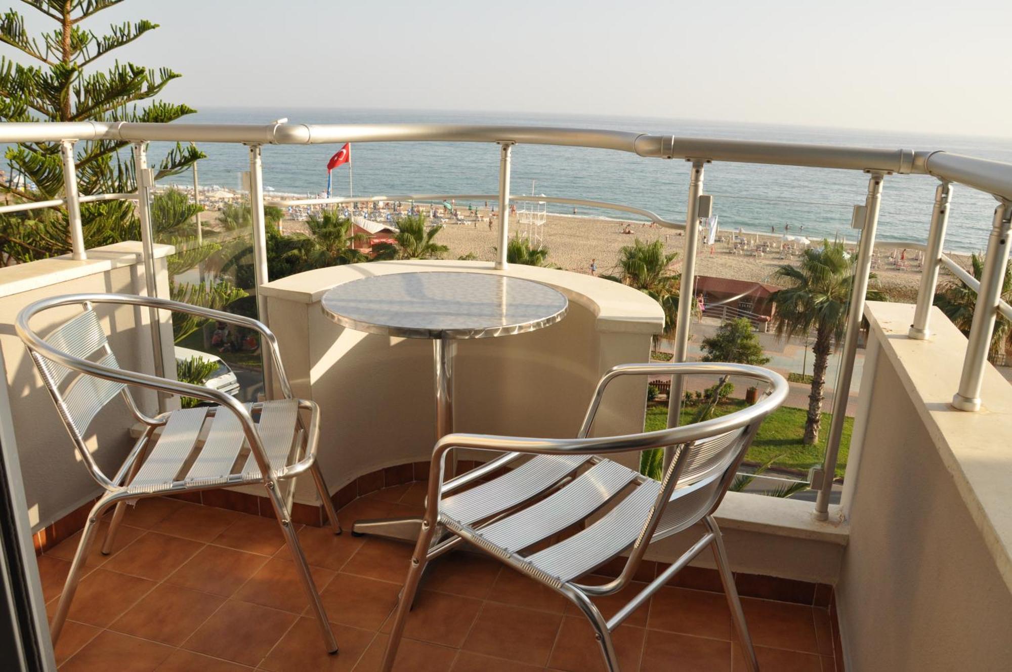 Kleopatra Celine Hotel Алания Экстерьер фото