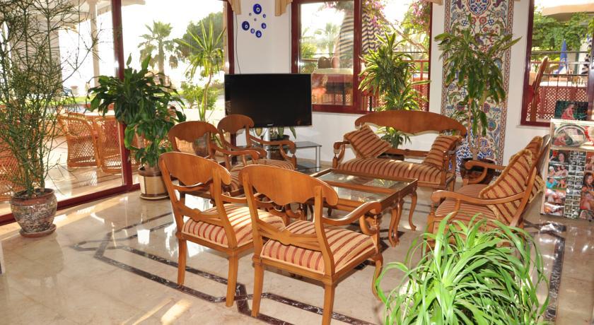 Kleopatra Celine Hotel Алания Экстерьер фото