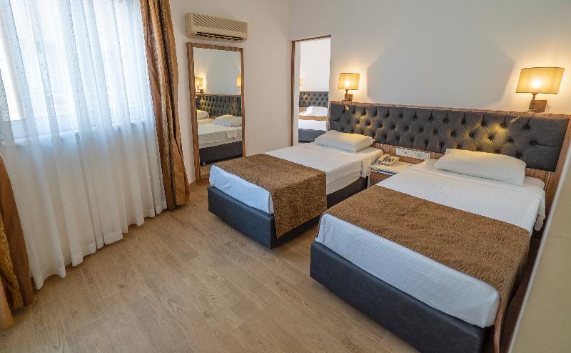 Kleopatra Celine Hotel Алания Экстерьер фото
